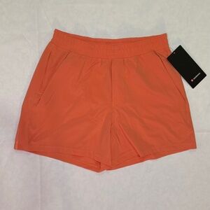 LULULEMON PACE BREAKER SHORT 5” / MEDIUM / NWT